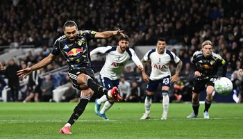 Tottenham vs Leeds United (02:00 – 12/05) | Xem lại trận đấu
